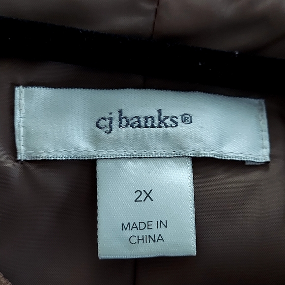C J Banks Brown/Tan Vest - Picture 5 of 8